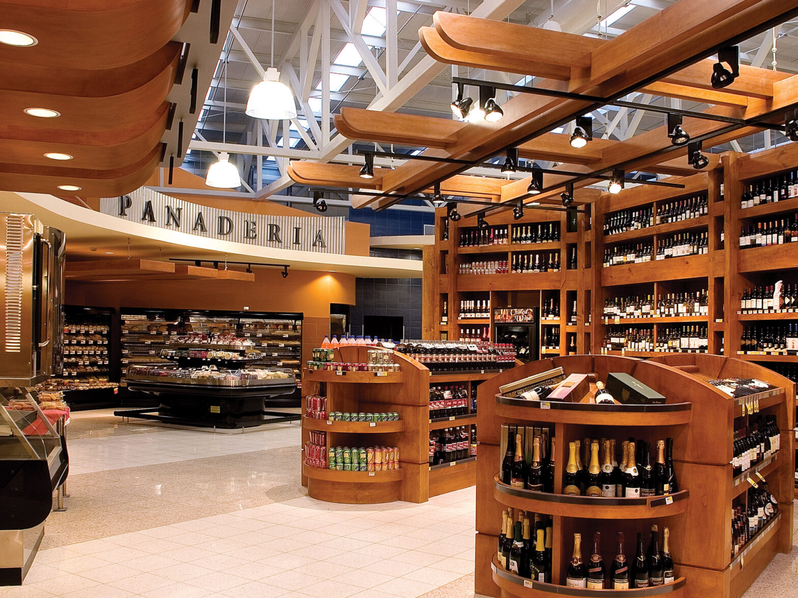 01 Auto Mercado Scaled