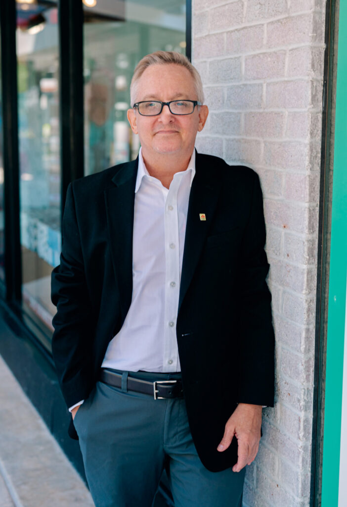 Deighton Babis Color